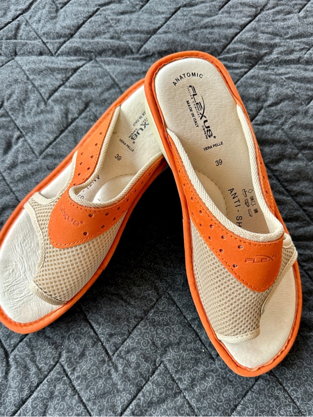 Flexus Women's Beige and Orange Comfort Slide Sandals